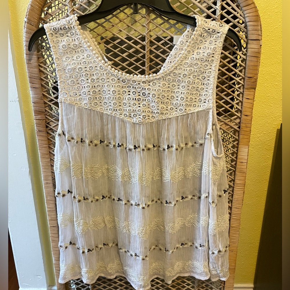 White tank